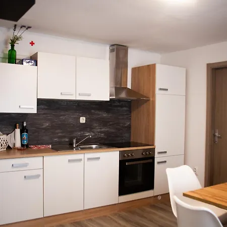 Portside House-apartments Kaštela